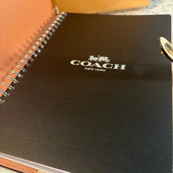 Coach Floral Signature Tab Zip Planner - Picture 4 of 5